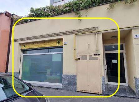negozio in vendita a Milano in zona Dergano
