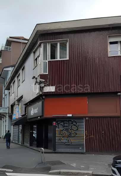 appartamento in vendita a Milano in zona Crescenzago
