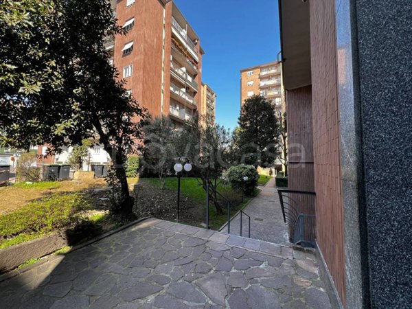 appartamento in vendita a Milano in zona Affori