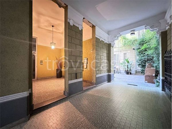 appartamento in vendita a Milano in zona Isola