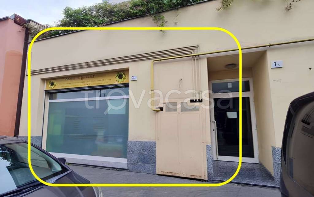 negozio in vendita a Milano in zona Dergano