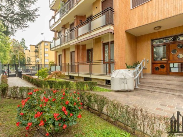 appartamento in vendita a Milano in zona San Cristoforo