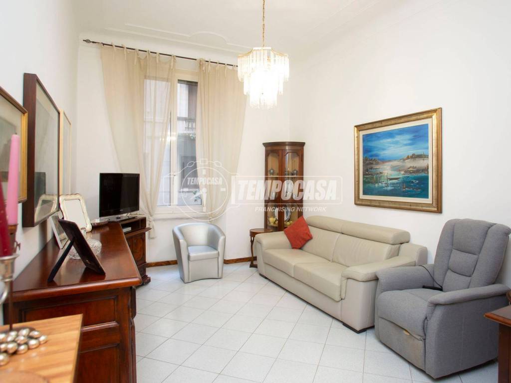 appartamento in vendita a Milano in zona Sempione