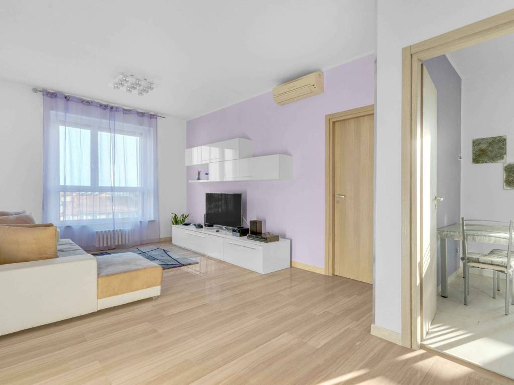 appartamento in vendita a Milano in zona Famagosta