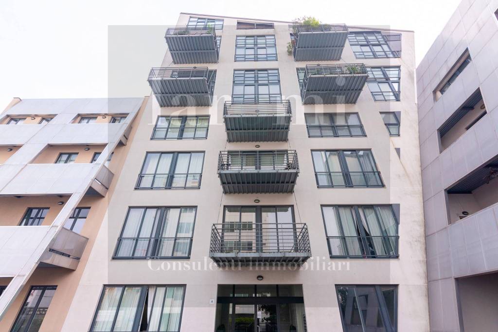 appartamento in vendita a Milano in zona Corvetto