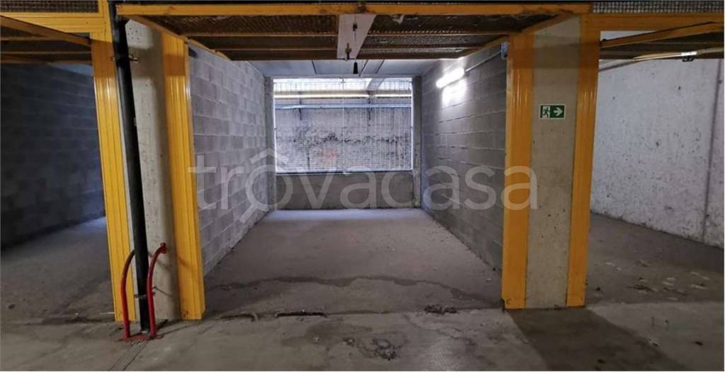 appartamento in vendita a Milano in zona Dergano