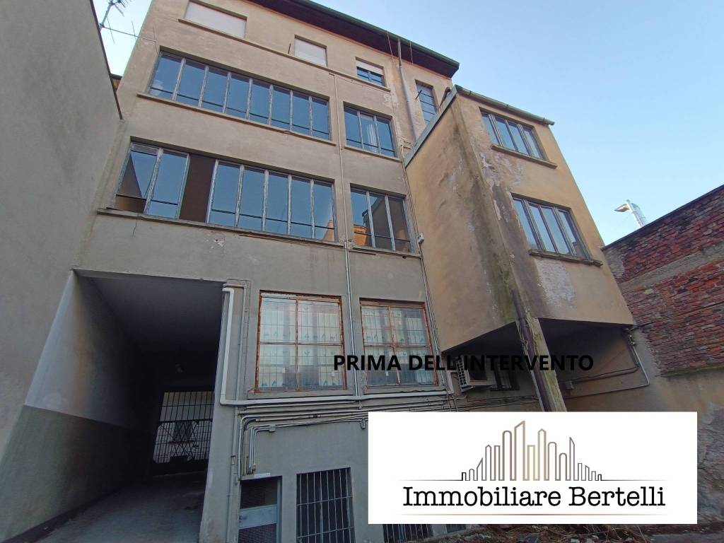 appartamento in vendita a Milano in zona Isola