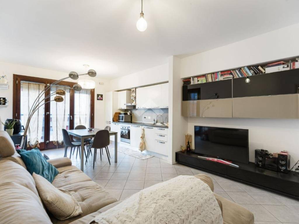 appartamento in vendita a Milano in zona Niguarda