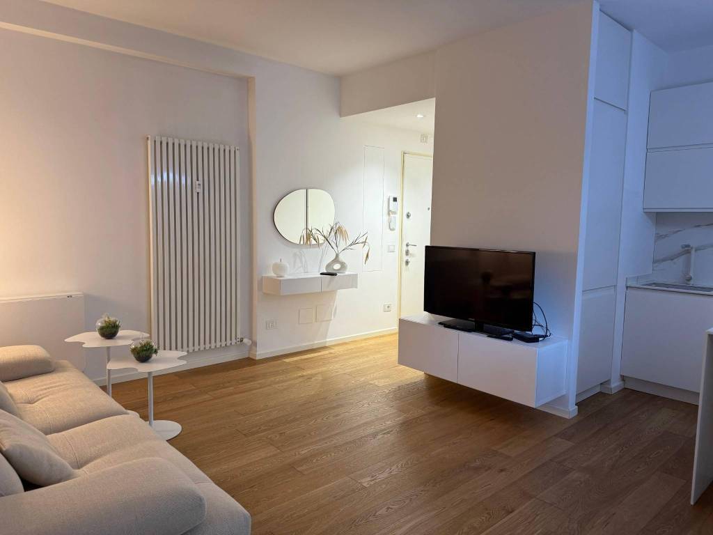 appartamento in vendita a Milano in zona Porta Vittoria