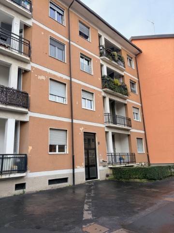 appartamento in vendita a Milano in zona Bovisa