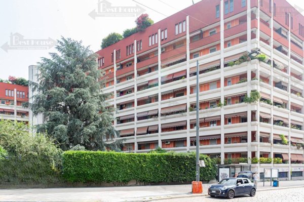 appartamento in vendita a Milano in zona Piazzale Lodi