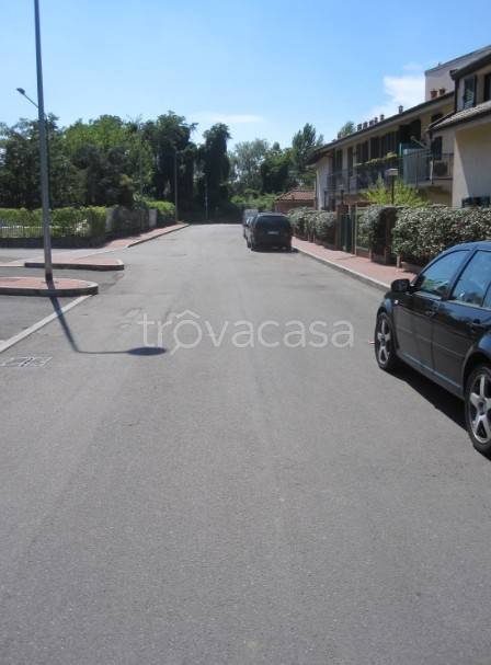 appartamento in vendita a Milano in zona Gratosoglio