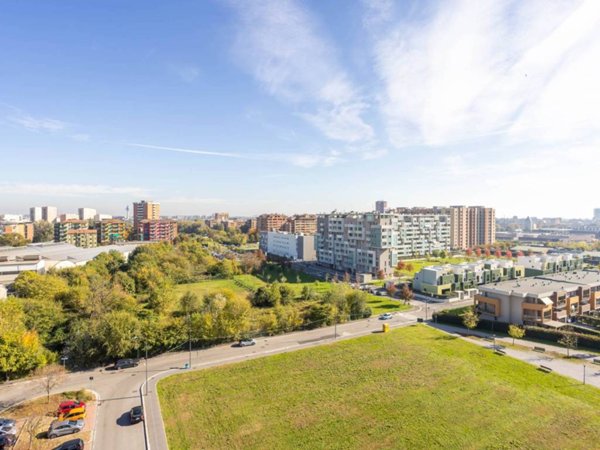 appartamento in vendita a Milano in zona Adriano