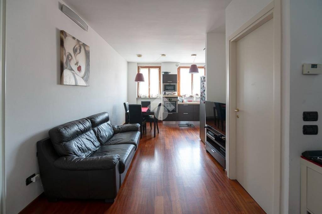 appartamento in vendita a Milano in zona Niguarda