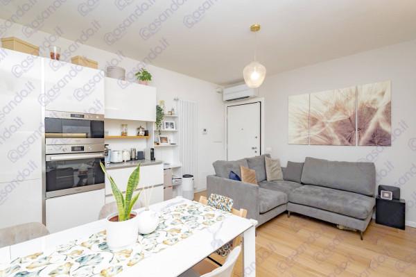 appartamento in vendita a Milano in zona Solari