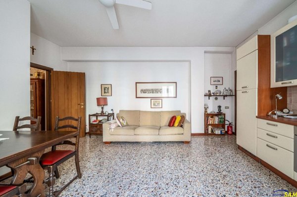 appartamento in vendita a Milano in zona Corvetto