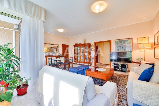 appartamento in vendita a Milano in zona Maggiolina