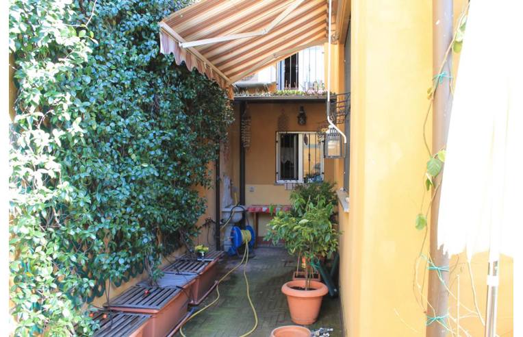 appartamento in vendita a Milano in zona Porta Vittoria