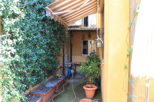 appartamento in vendita a Milano in zona Porta Vittoria