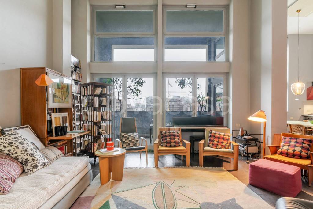 appartamento in vendita a Milano in zona Barona