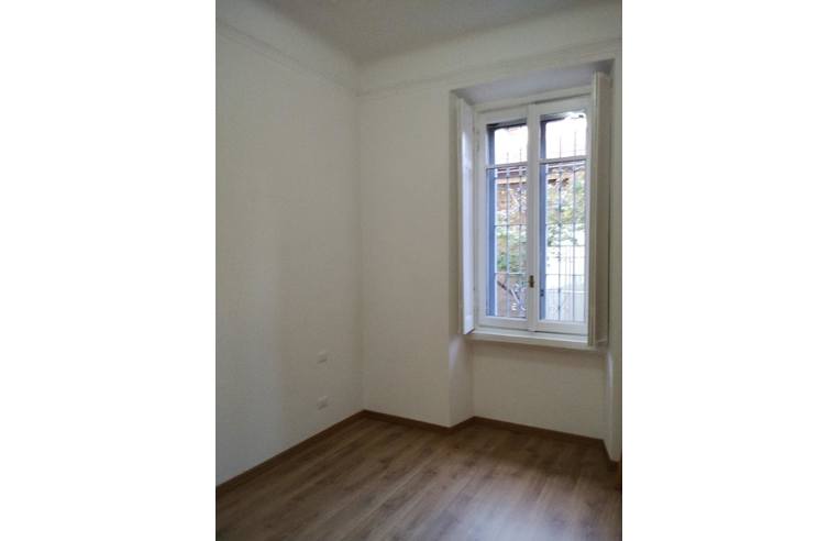 appartamento in vendita a Milano in zona Piazzale Lodi