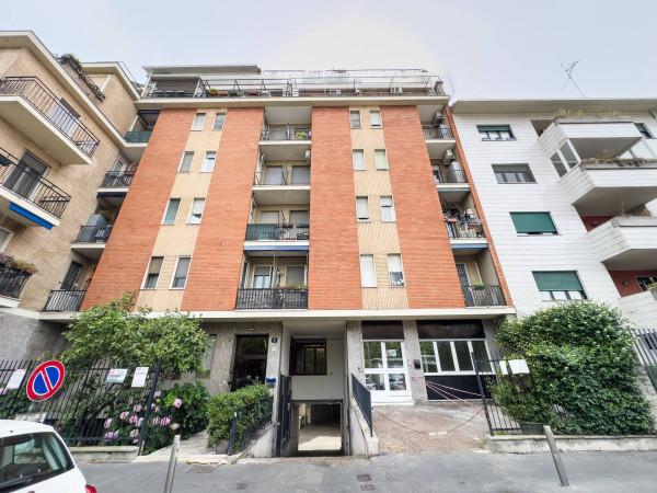 appartamento in vendita a Milano in zona Casoretto