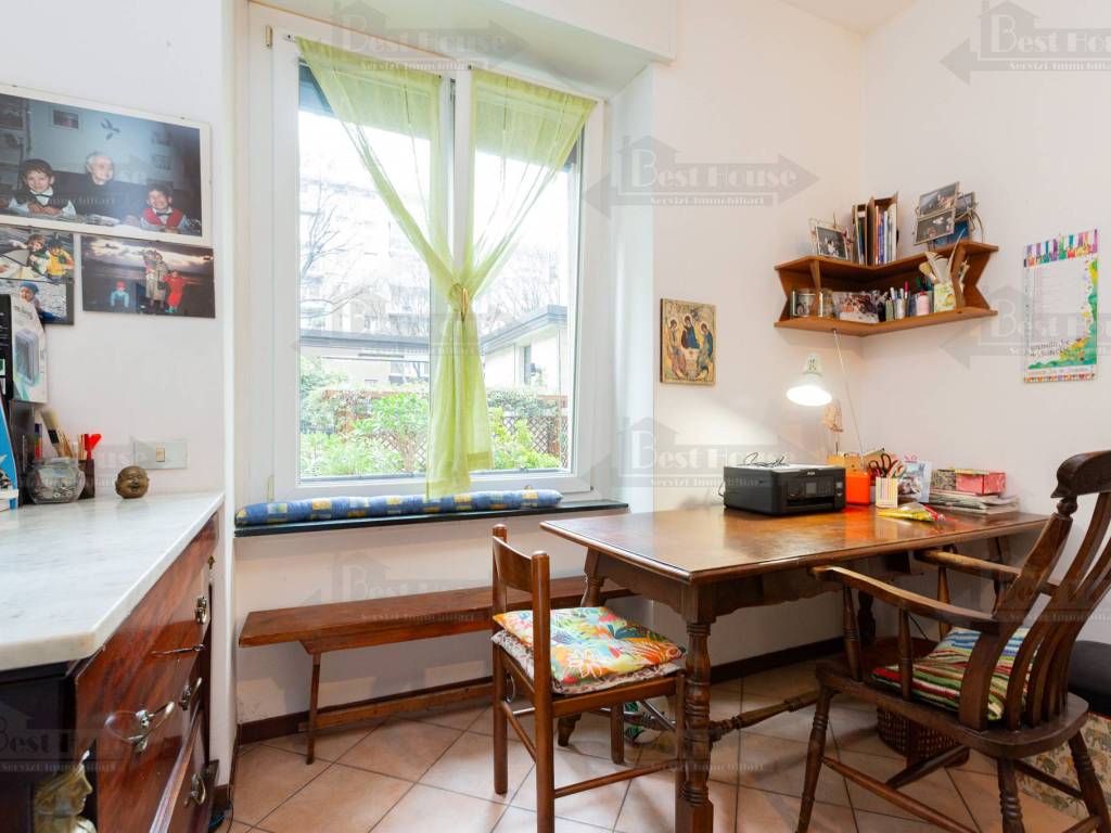 appartamento in vendita a Milano in zona Città Studi