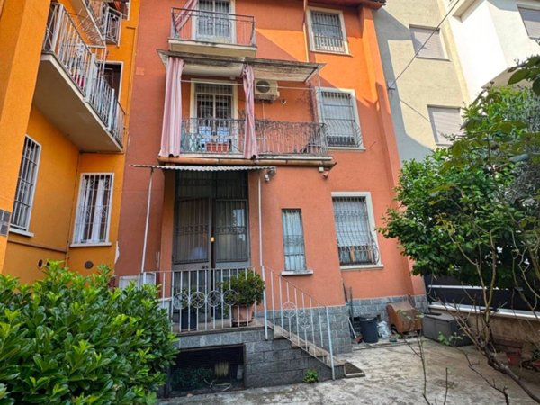 appartamento in vendita a Milano in zona Isola