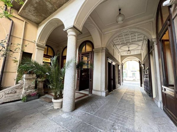appartamento in vendita a Milano in zona Porta Garibaldi