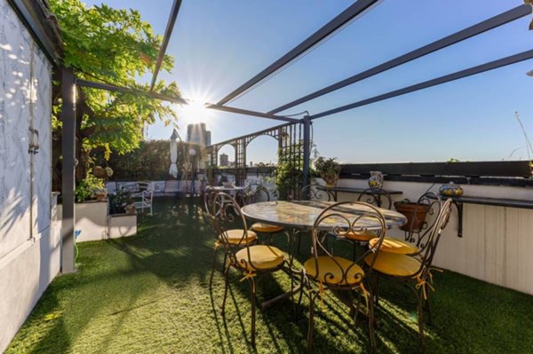 appartamento in vendita a Milano in zona Isola