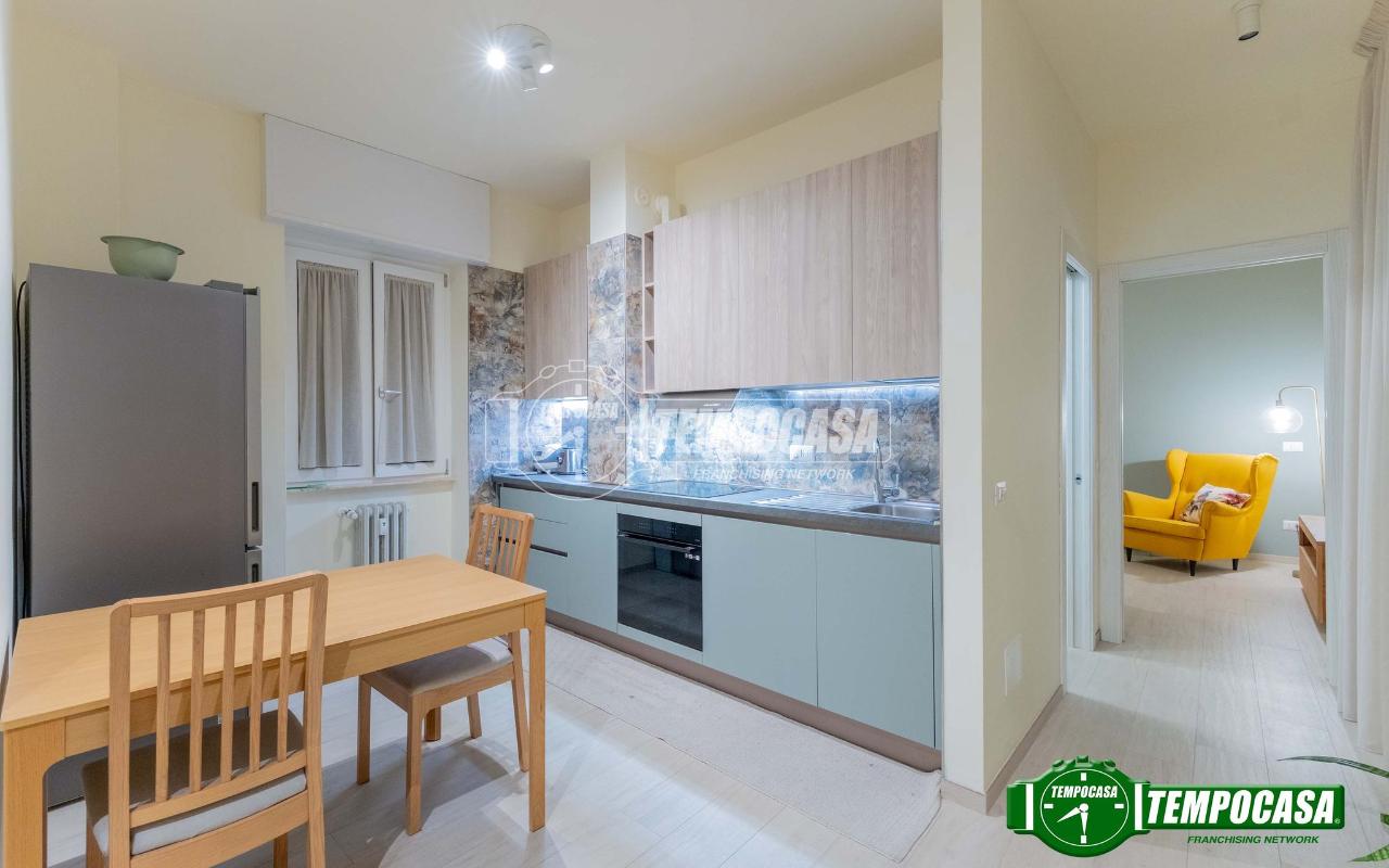 appartamento in vendita a Milano in zona Montalbino