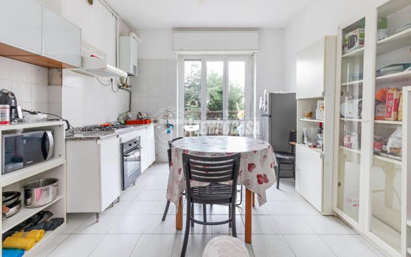 appartamento in vendita a Milano in zona Dergano