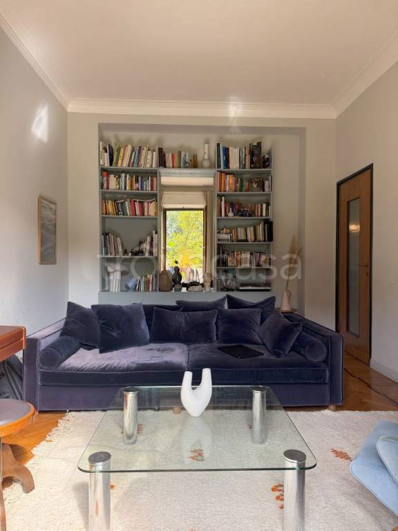 appartamento in vendita a Milano in zona Sempione