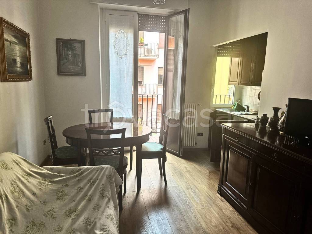 appartamento in vendita a Milano in zona Città Studi