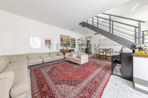 appartamento in vendita a Milano in zona Sempione