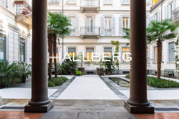 appartamento in vendita a Milano in zona Sempione