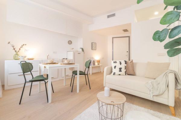 appartamento in vendita a Milano in zona Bocconi