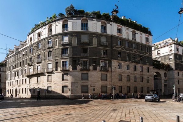 appartamento in vendita a Milano in zona Porta Nuova