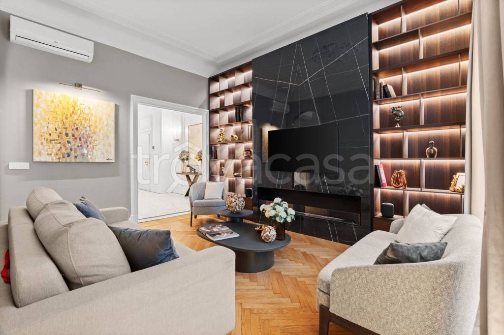 appartamento in vendita a Milano in zona Centro Direzionale