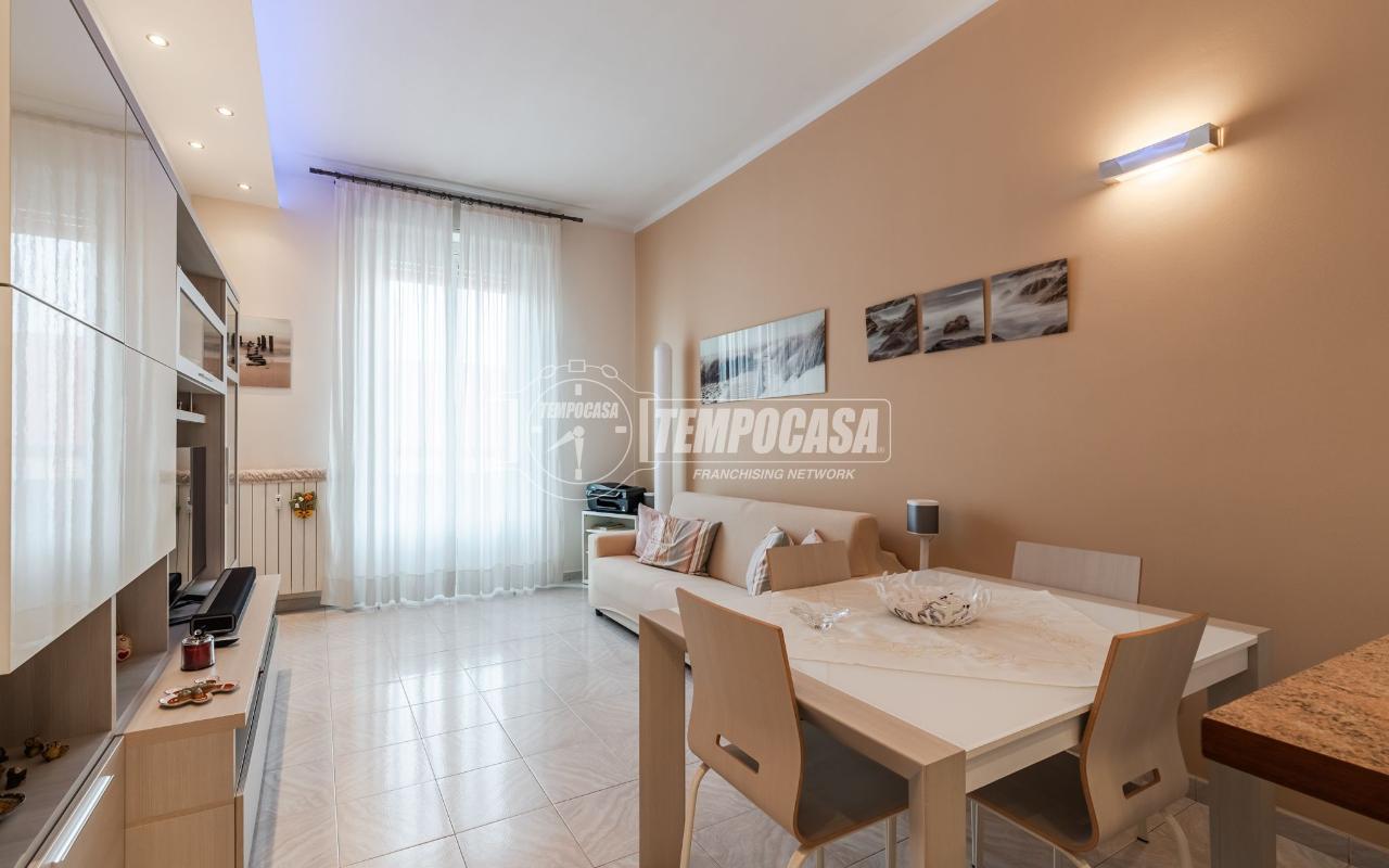 appartamento in vendita a Milano in zona Vigentino