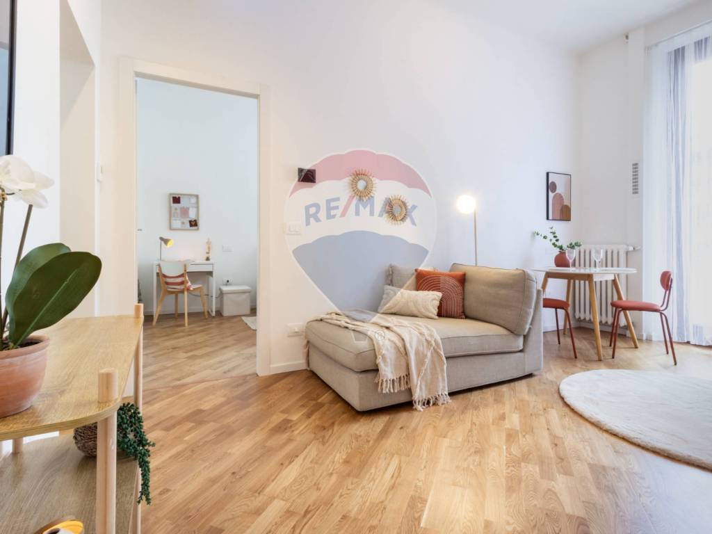 appartamento in vendita a Milano in zona Ghisolfa