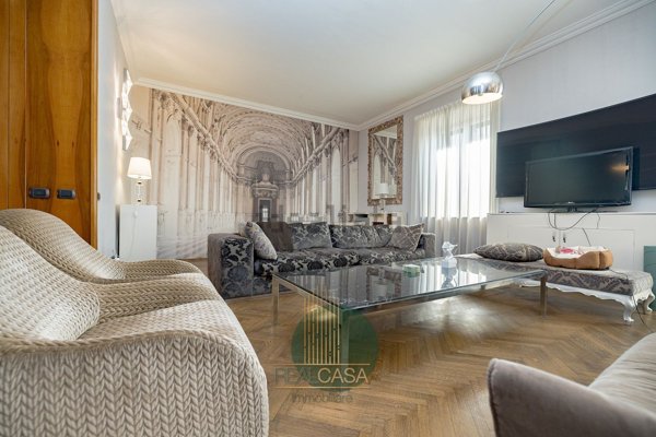 appartamento in vendita a Milano in zona Porta Venezia