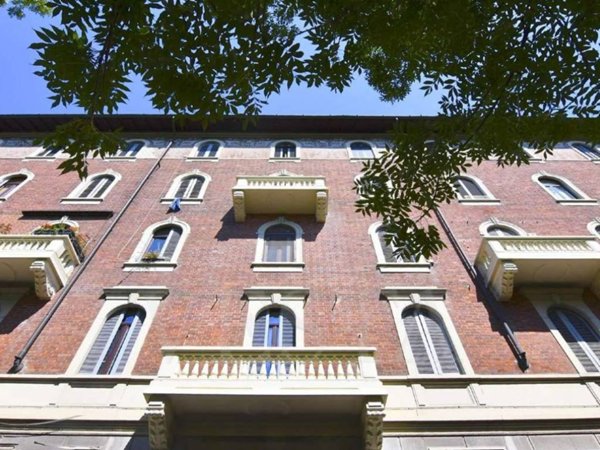 appartamento in vendita a Milano in zona Bocconi