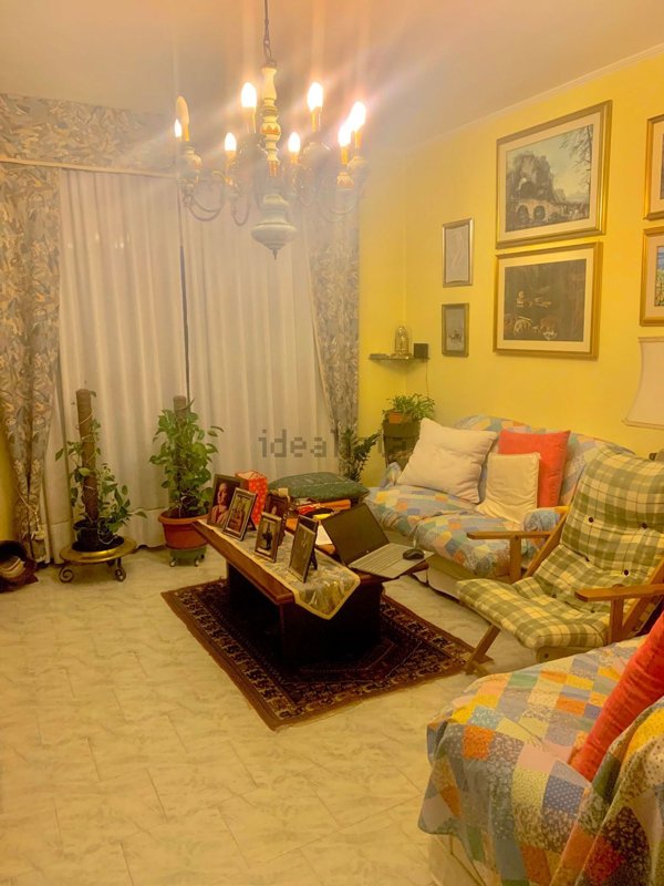 appartamento in vendita a Milano in zona Barona