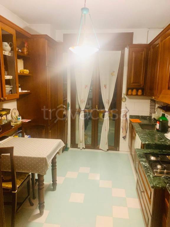 appartamento in vendita a Milano in zona Barona