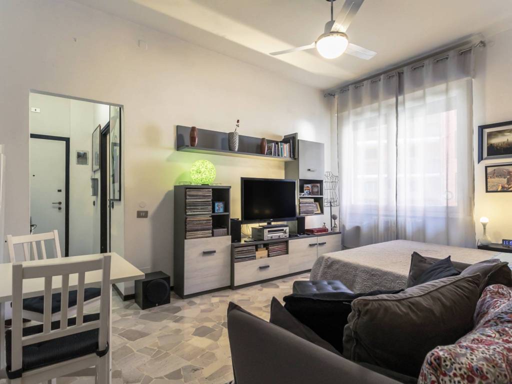 appartamento in vendita a Milano in zona Forlanini