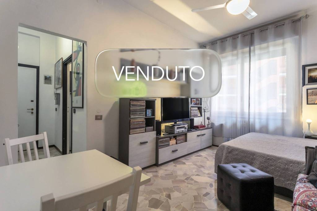 appartamento in vendita a Milano in zona Forlanini