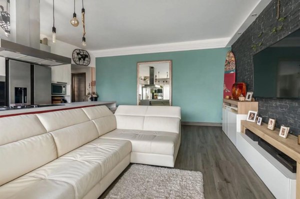 appartamento in vendita a Milano in zona Casoretto