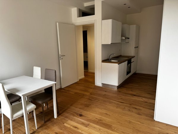 appartamento in vendita a Milano in zona Barona