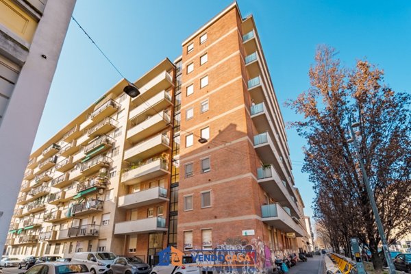 appartamento in vendita a Milano in zona Conchetta